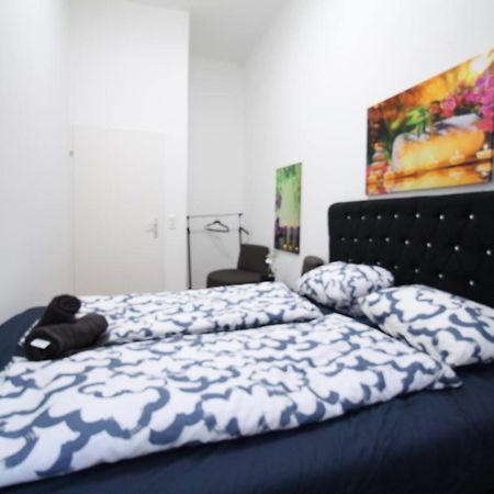 Modern Double Room Js B Vienna Exterior photo